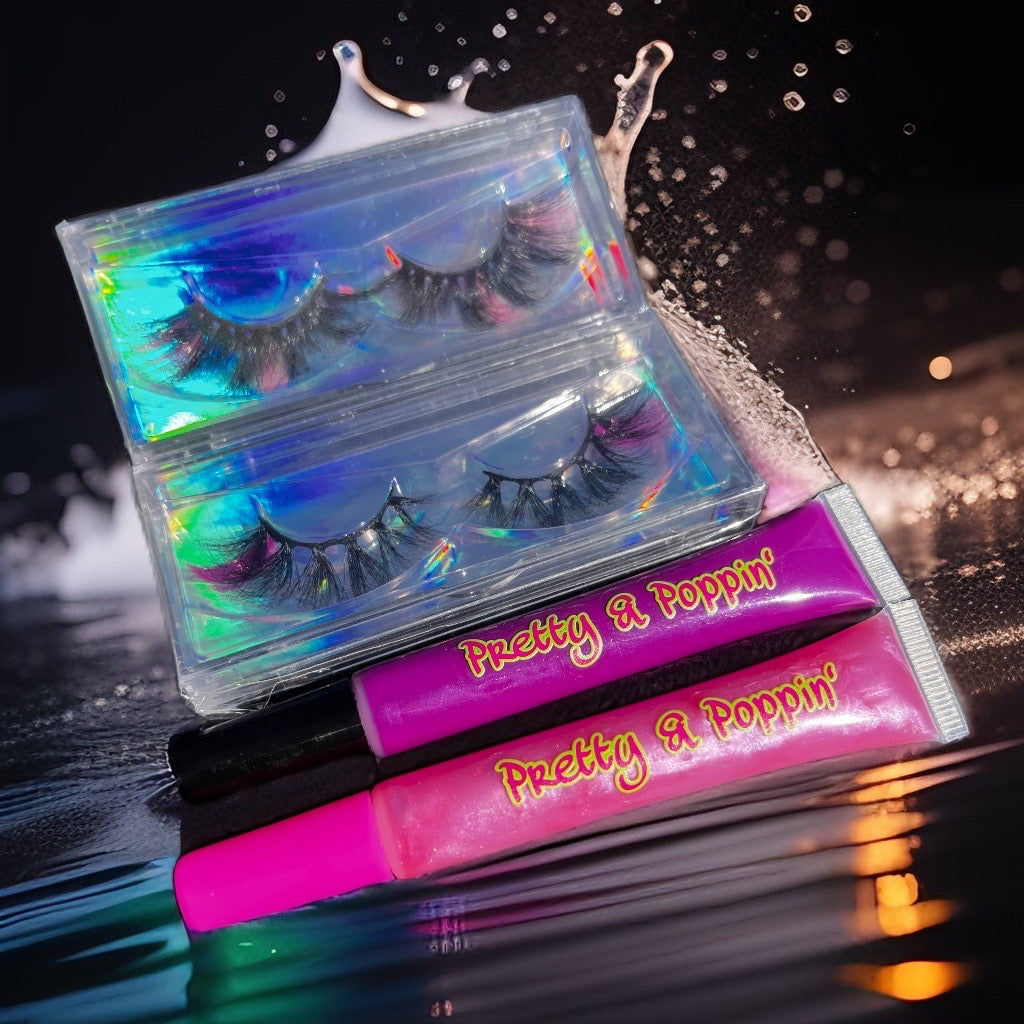 Colored lashes and high shine, non-sticky lipgoss, splashing in the water